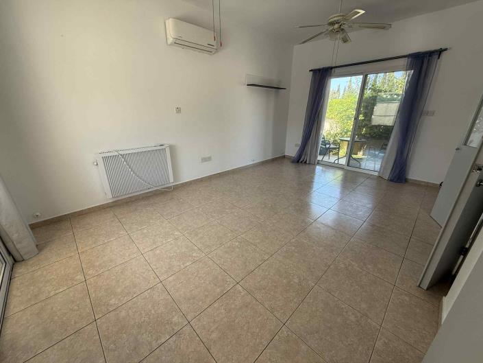 Image No.8-Villa / Détaché de 3 chambres à vendre à Kissonerga