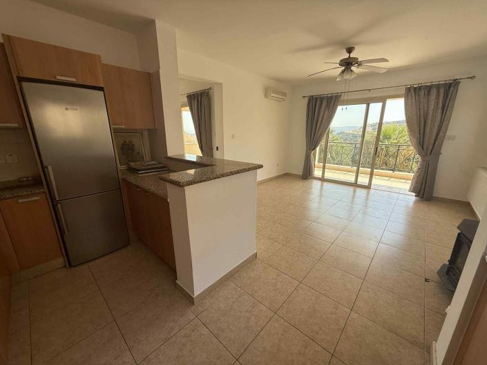 Image No.5-Villa / Détaché de 4 chambres à vendre à Stroumpi