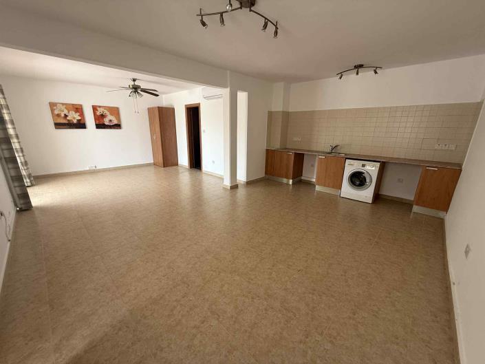 Image No.26-Villa / Détaché de 4 chambres à vendre à Stroumpi