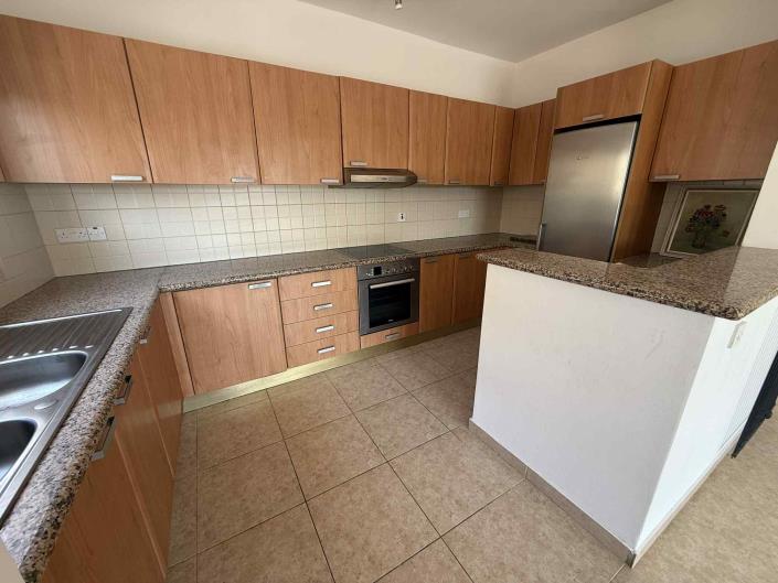 Image No.6-Villa / Détaché de 4 chambres à vendre à Stroumpi