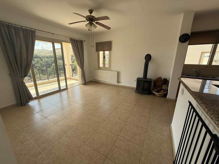 Image No.16-Villa / Détaché de 4 chambres à vendre à Stroumpi