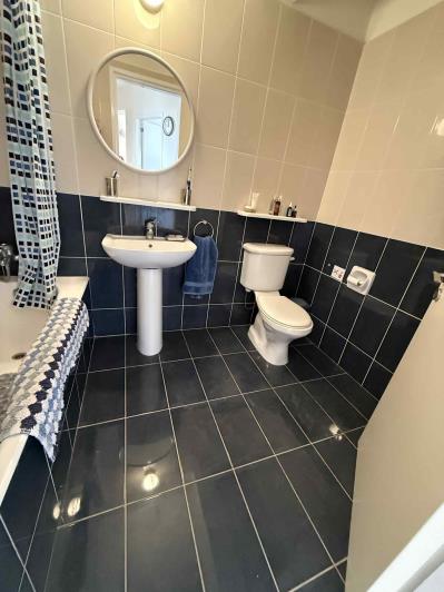 Image No.23-3 Bed Townhouse for sale