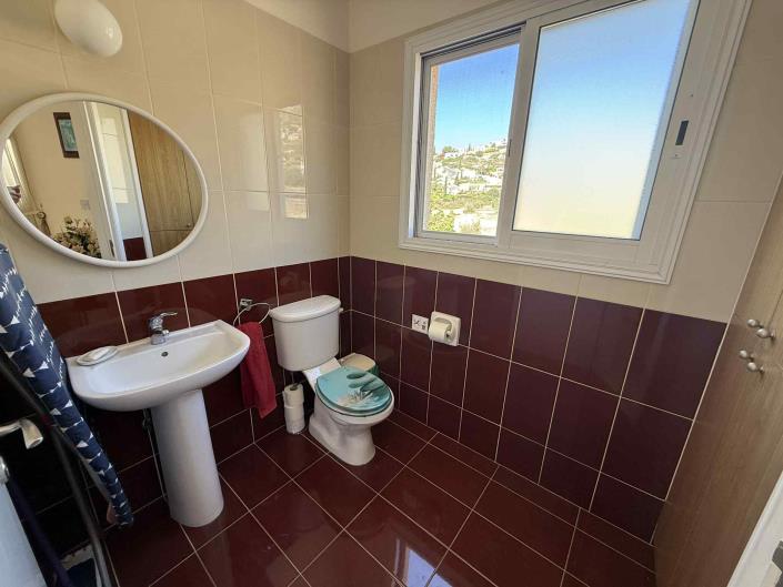 Image No.13-3 Bed Townhouse for sale