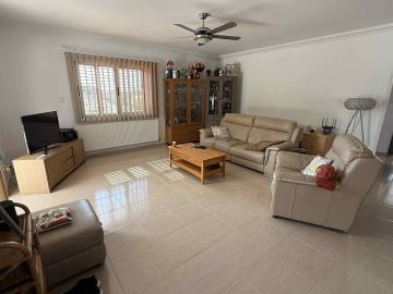 4014b008-70da-4e90-be5a-d274f93f7b81