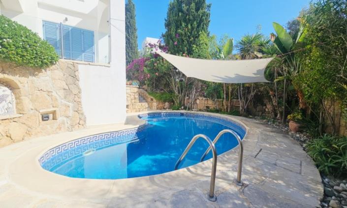 Image No.2-Villa / Détaché de 4 chambres à vendre à Chlorakas