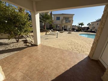 0f39b44b-f745-4443-932e-33789b60c9d2