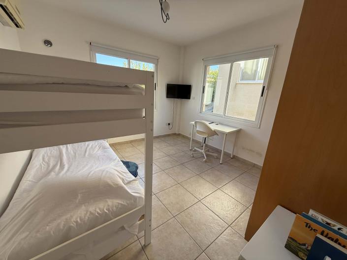 Image No.16-2 Bed Apartment for sale