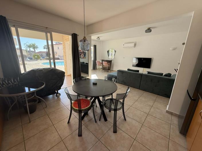 Image No.3-2 Bed Apartment for sale