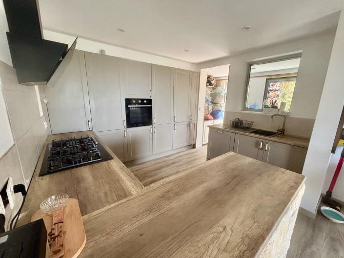 Image No.10-3 Bed Bungalow for sale