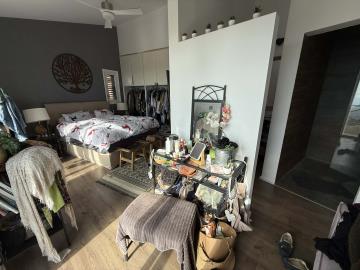 ddef3f00-01a4-4a01-b5a9-ed3e1c75f77c