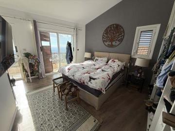 f04c4d37-321d-4d30-9df3-c3d4371f0d90