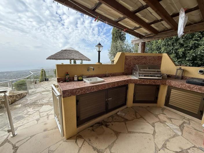 Image No.28-4 Bed Villa / Detached for sale