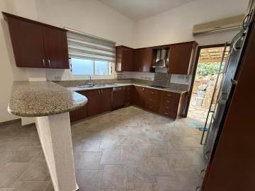 c6f29605-8dbe-4f1f-8843-e8dcd46ee174