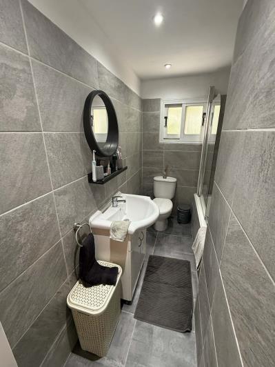 Image No.23-3 Bed Apartment for sale