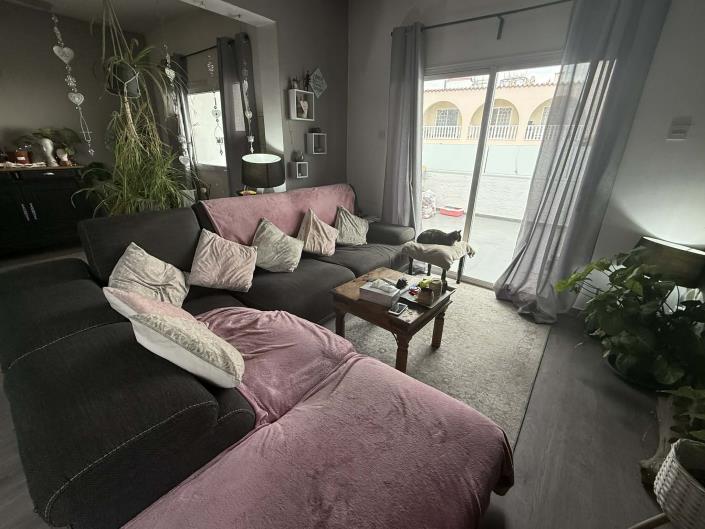 Image No.11-3 Bed Apartment for sale