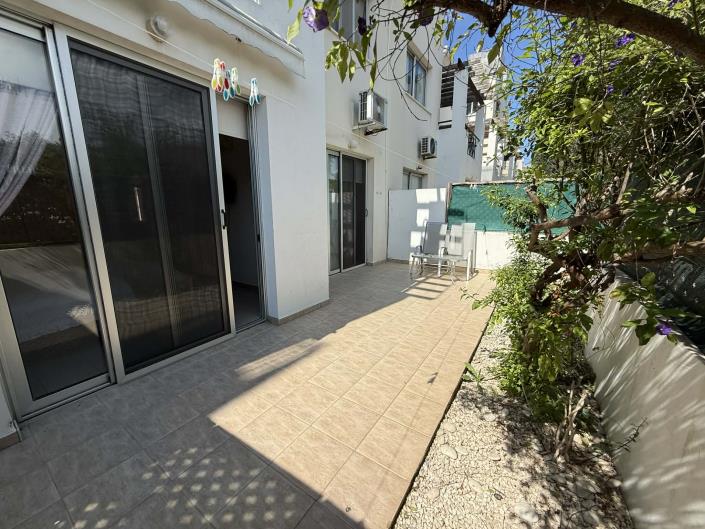 Image No.2-Appartement de 2 chambres à vendre à Universal