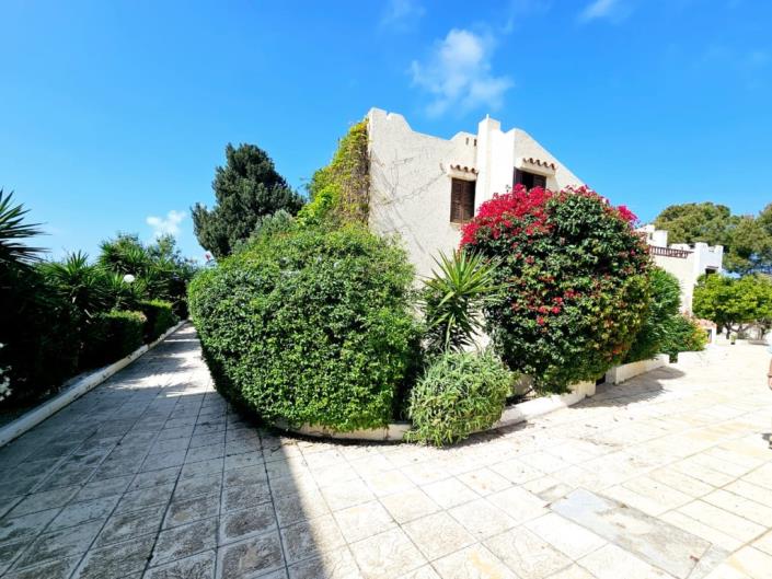 Image No.11-2 Bed Semi-Detached for sale