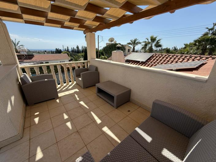 Image No.20-2 Bed Bungalow for sale