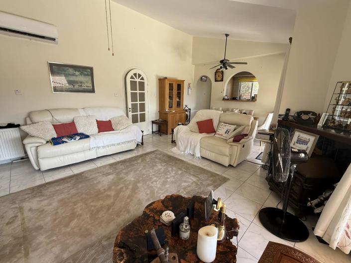 Image No.9-2 Bed Bungalow for sale