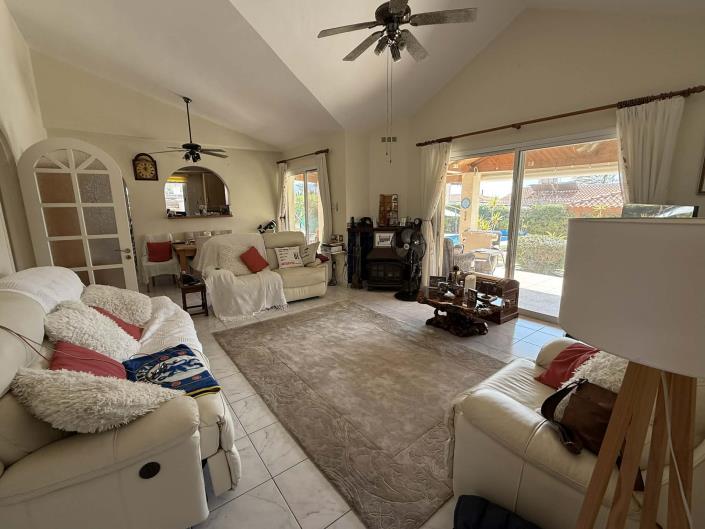 Image No.3-2 Bed Bungalow for sale