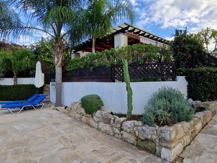 Image No.2-Bungalow de 2 chambres à vendre à Peyia