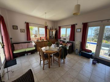 074c32b0-5e30-4c87-bee9-15feaccde6a2