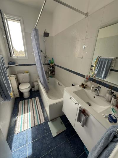 Image No.15-2 Bed Semi-Detached for sale