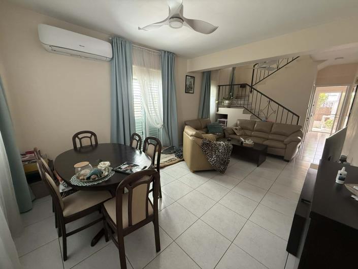 Image No.4-2 Bed Semi-Detached for sale