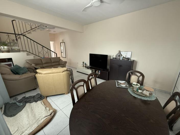 Image No.5-2 Bed Semi-Detached for sale