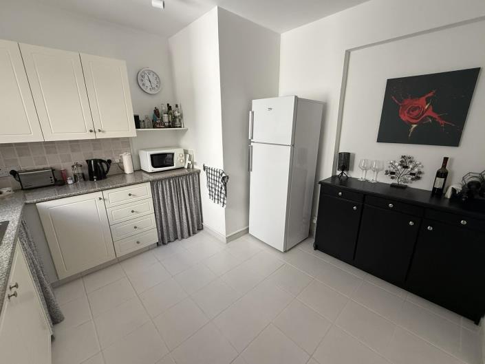 Image No.7-3 Bed Apartment for sale