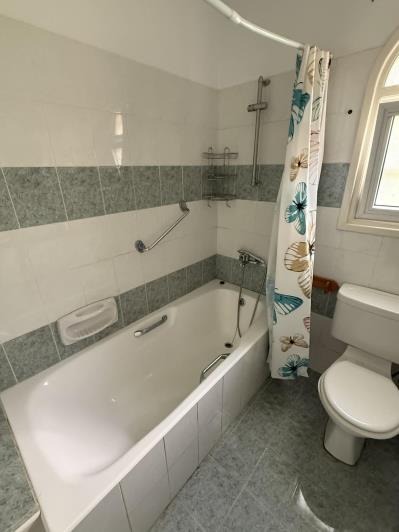 Image No.14-2 Bed Bungalow for sale