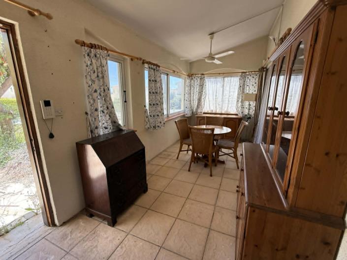 Image No.17-2 Bed Bungalow for sale