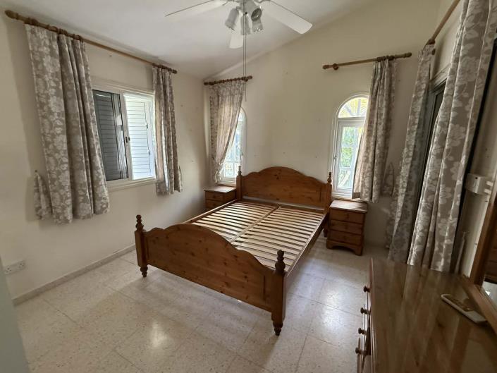 Image No.11-2 Bed Bungalow for sale