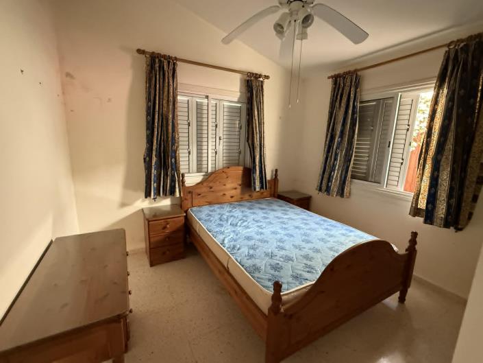 Image No.15-2 Bed Bungalow for sale