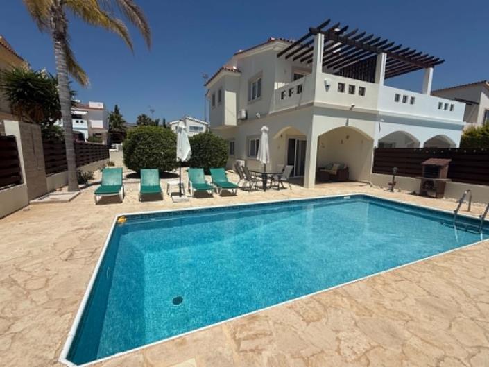 Image No.26-2 Bed Semi-Detached for sale