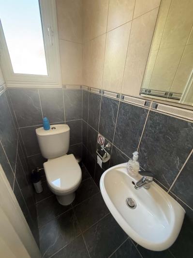 Image No.10-2 Bed Semi-Detached for sale