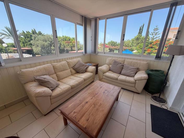 Image No.12-3 Bed Villa / Detached for sale