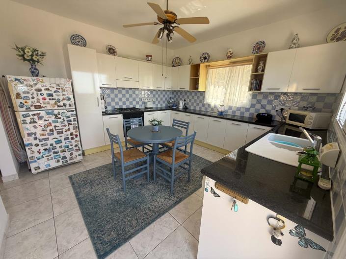 Image No.8-3 Bed Bungalow for sale