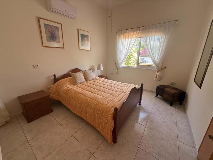 Image No.20-3 Bed Bungalow for sale