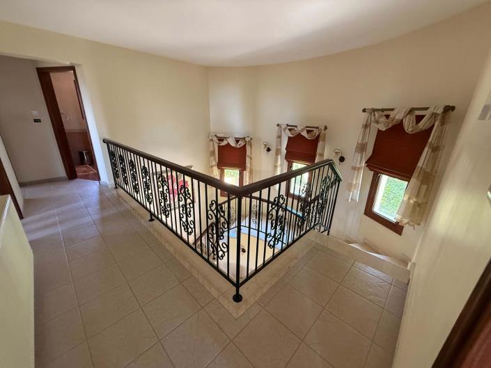 Image No.13-Villa / Détaché de 5 chambres à vendre à Konia