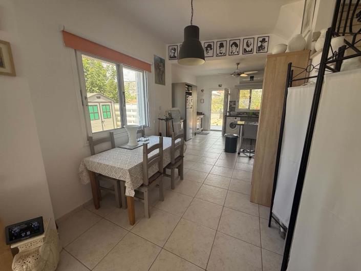 Image No.7-2 Bed Semi-Detached for sale