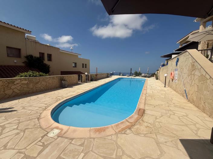 Image No.26-2 Bed Townhouse for sale