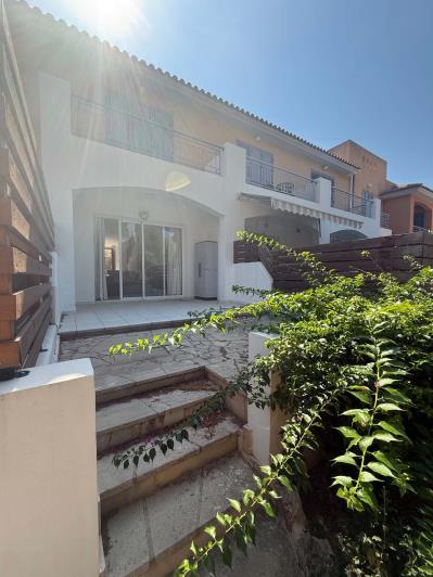 Image No.2-2 Bed Townhouse for sale