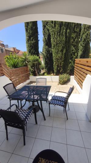 Image No.20-2 Bed Townhouse for sale