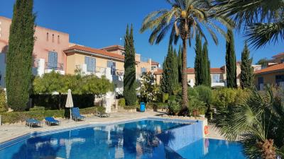 1 - Anarita, Townhouse