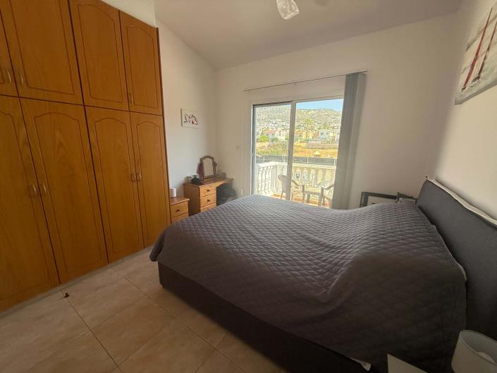 Image No.18-2 Bed Townhouse for sale
