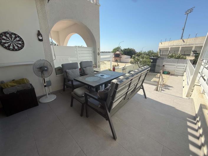 Image No.22-2 Bed Townhouse for sale