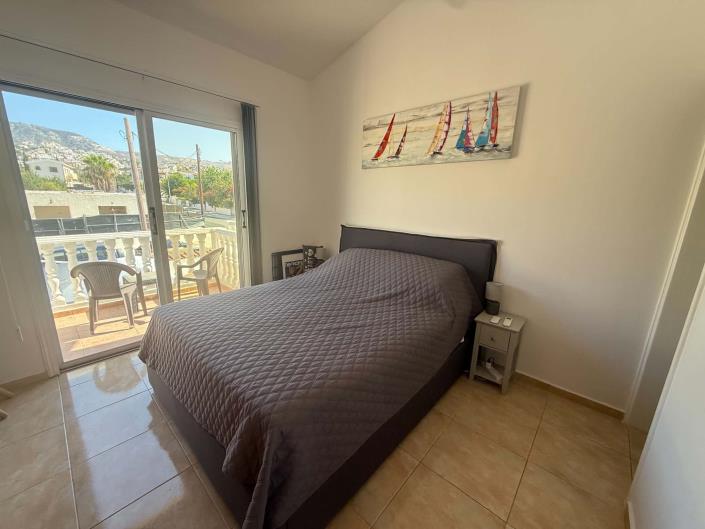 Image No.19-2 Bed Townhouse for sale