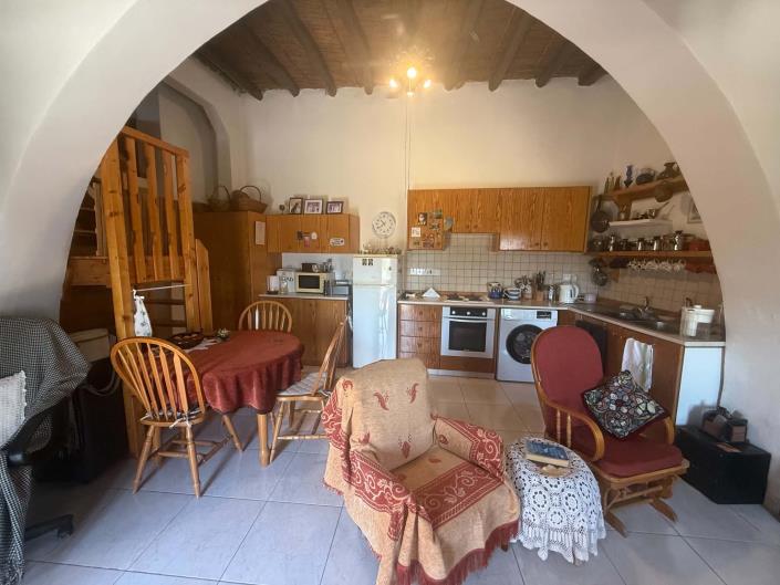 Image No.4-Maison de village de 2 chambres à vendre à Theletra
