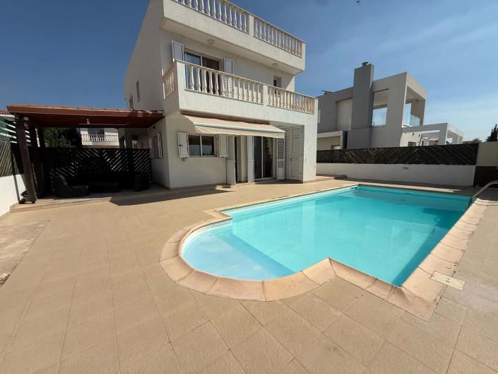 Image No.31-3 Bed Villa / Detached for sale